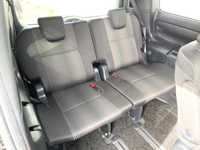 ヴォクシー ZS 7人乗り TRDエアロ 純正10インチナビ 後席モニター バックカメラ 両側電動スライドドア 衝突被害軽減システム 禁煙車 スマートキー LEDヘッドライト ETC クルコン オートハイビーム(10枚目)