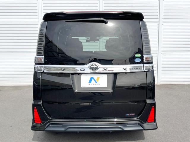 ヴォクシー ZS 7人乗り TRDエアロ 純正10インチナビ 後席モニター バックカメラ 両側電動スライドドア 衝突被害軽減システム 禁煙車 スマートキー LEDヘッドライト ETC クルコン オートハイビーム(17枚目)