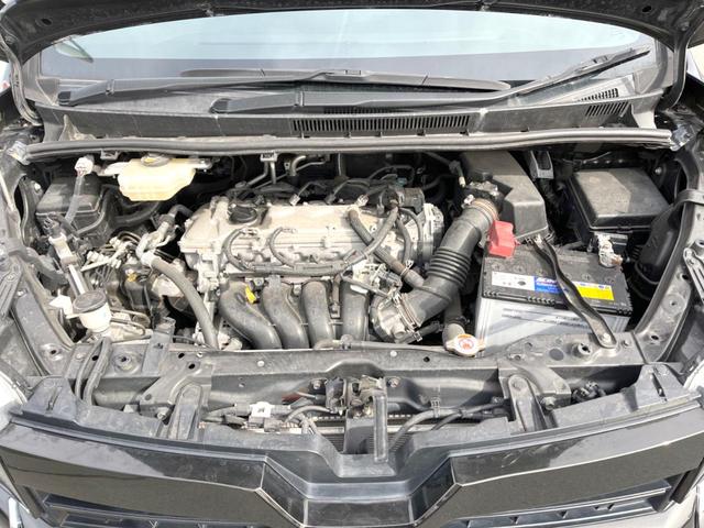 ヴォクシー ZS 7人乗り TRDエアロ 純正10インチナビ 後席モニター バックカメラ 両側電動スライドドア 衝突被害軽減システム 禁煙車 スマートキー LEDヘッドライト ETC クルコン オートハイビーム(19枚目)