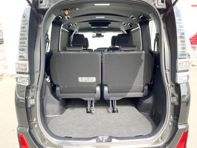 ヴォクシー ZS 7人乗り TRDエアロ 純正10インチナビ 後席モニター バックカメラ 両側電動スライドドア 衝突被害軽減システム 禁煙車 スマートキー LEDヘッドライト ETC クルコン オートハイビーム(47枚目)