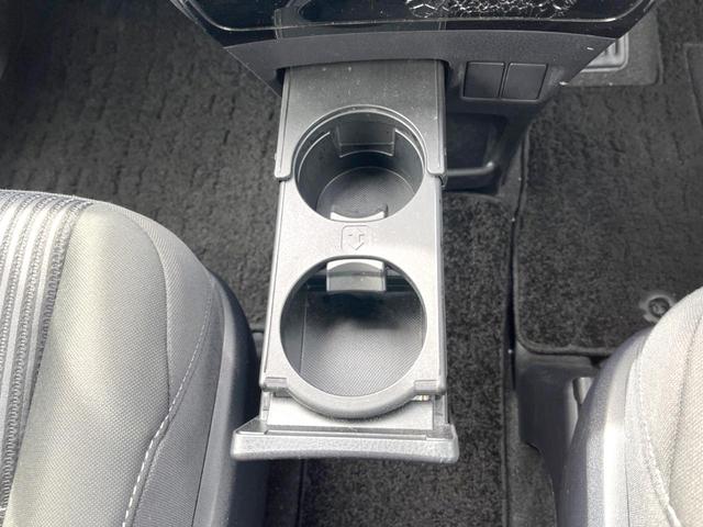 ヴォクシー ZS 7人乗り TRDエアロ 純正10インチナビ 後席モニター バックカメラ 両側電動スライドドア 衝突被害軽減システム 禁煙車 スマートキー LEDヘッドライト ETC クルコン オートハイビーム(54枚目)