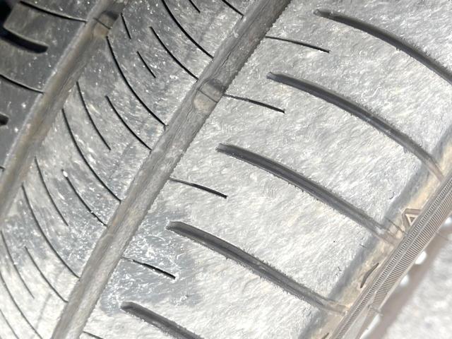 ヴォクシー ZS 7人乗り TRDエアロ 純正10インチナビ 後席モニター バックカメラ 両側電動スライドドア 衝突被害軽減システム 禁煙車 スマートキー LEDヘッドライト ETC クルコン オートハイビーム(57枚目)