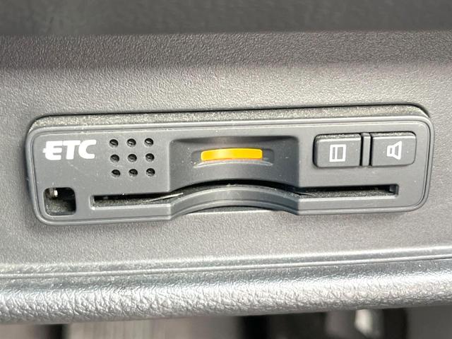 オデッセイ アブソルート・ＥＸ　ホンダメーカーナビ　両側電動ドア　全周囲カメラ　衝突被害軽減システム　禁煙車　ハーフレザーシート　運転席パワーシート　スマートキー　ＬＥＤヘッド　ビルトインＥＴＣ　オートライト　オートエアコン（7枚目）