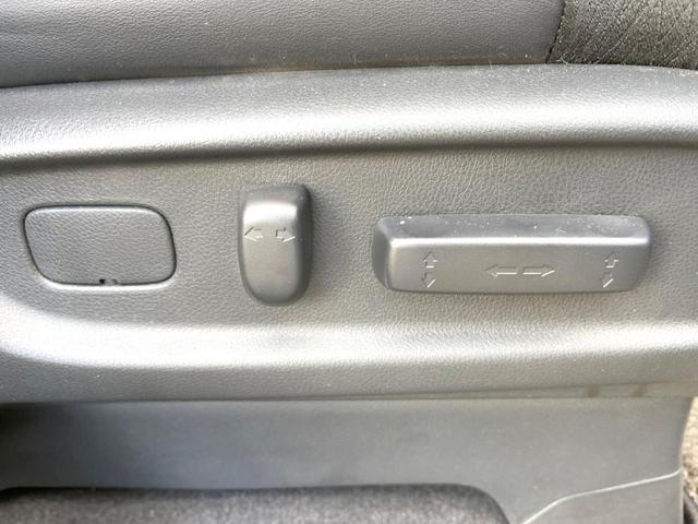 オデッセイ アブソルート・ＥＸ　ホンダメーカーナビ　両側電動ドア　全周囲カメラ　衝突被害軽減システム　禁煙車　ハーフレザーシート　運転席パワーシート　スマートキー　ＬＥＤヘッド　ビルトインＥＴＣ　オートライト　オートエアコン（32枚目）