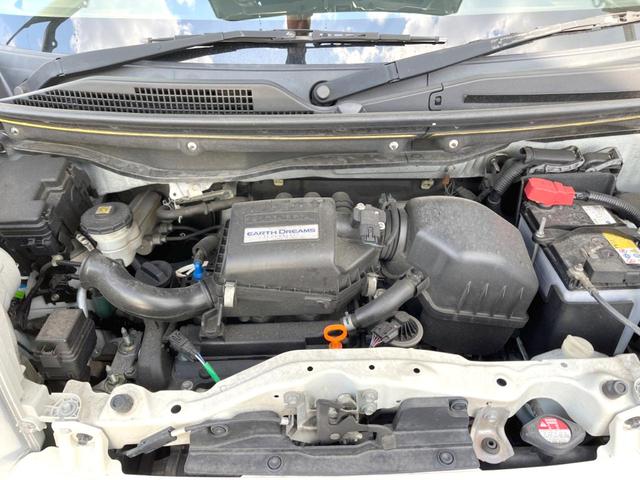 N-BOX G SSパッケージ 純正ナビ 両側電動ドア バックカメラ 衝突軽減装置 禁煙車 前席シートヒーター ドラレコ スマートキー HIDヘッド ビルトインETC オートライト Bluetooth CD/DVD再生 フルセグ(18枚目)