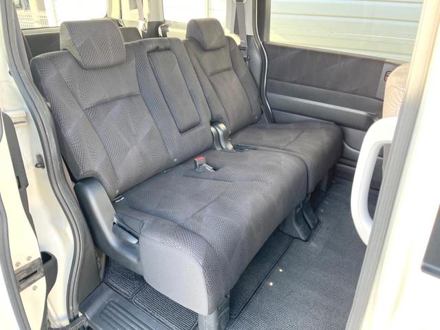 ステップワゴンスパーダ S 純正ナビ 電動スライドドア バックカメラ 禁煙車 ビルトインETC オートライト オートエアコン 純正16インチアルミ CD DVD再生 地デジ パドルシフト HIDフォグ(9枚目)