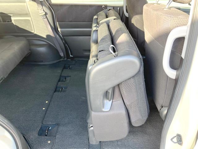 ステップワゴンスパーダ S 純正ナビ 電動スライドドア バックカメラ 禁煙車 ビルトインETC オートライト オートエアコン 純正16インチアルミ CD DVD再生 地デジ パドルシフト HIDフォグ(44枚目)