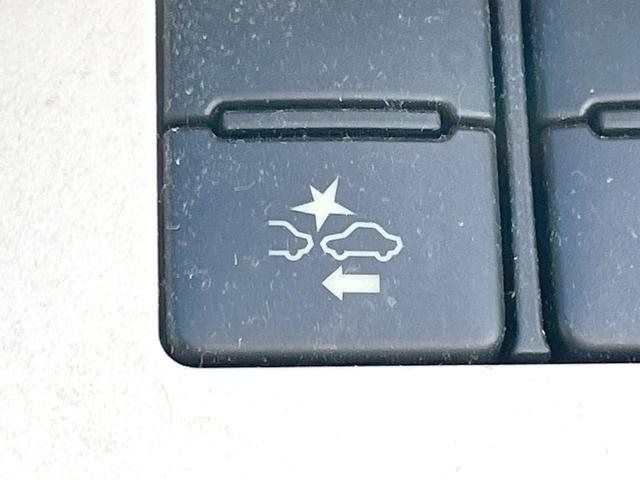 シエンタ Ｇ　７人乗り　純正ナビ　両側電動スライドドア　バックカメラ　衝突被害軽減システム　禁煙車　スマートキー　ＬＥＤヘッドライト　ＥＴＣ　オートハイビーム　車線逸脱警報　１オーナー　オートエアコン（6枚目）