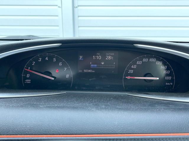 シエンタ Ｇ　７人乗り　純正ナビ　両側電動スライドドア　バックカメラ　衝突被害軽減システム　禁煙車　スマートキー　ＬＥＤヘッドライト　ＥＴＣ　オートハイビーム　車線逸脱警報　１オーナー　オートエアコン（13枚目）