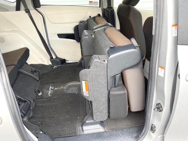 シエンタ Ｇ　７人乗り　純正ナビ　両側電動スライドドア　バックカメラ　衝突被害軽減システム　禁煙車　スマートキー　ＬＥＤヘッドライト　ＥＴＣ　オートハイビーム　車線逸脱警報　１オーナー　オートエアコン（38枚目）