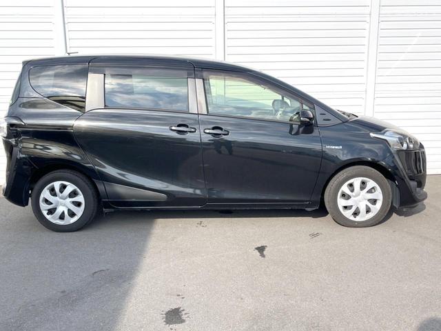 シエンタ ハイブリッドＧ　純正ナビ　バックカメラ　両側電動スライドドア　衝突被害軽減システム　禁煙車　スマートキー　ＥＴＣ　車線逸脱警報　オートライト　Ｂｌｕｅｔｏｏｔｈ　フルセグ（18枚目）