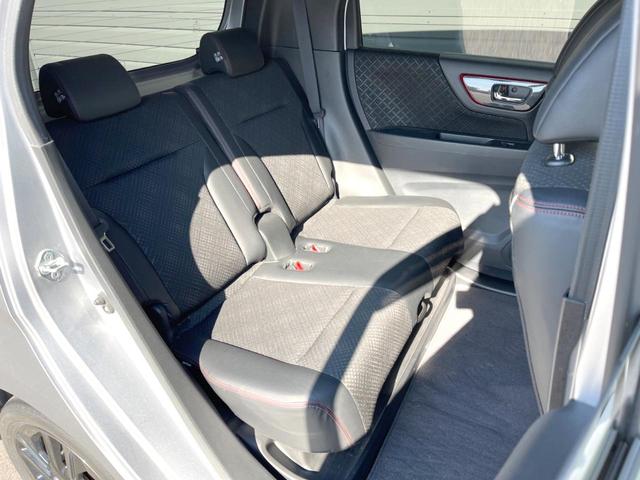 Ｎ－ＷＧＮカスタム Ｇ　ターボＳＳ２トーンカラースタイルパッケージＩＩ　ターボ　ｃａｒｒｏｚｚｅｒｉａ８インチナビ　バックカメラ　衝突軽減装置　禁煙車　２トーンカラー　ハーフレザーシート　シートヒーター　スマートキー　ＨＩＤヘッドライト　ＥＴＣ　クルコン　１オーナー（9枚目）