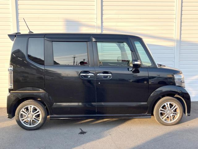 N-BOXカスタム G SSパッケージ 純正ナビ バックカメラ 両側電動スライドドア 禁煙車 シートヒーター スマートキー HIDヘッドライト ETC 純正14インチAW オートライト オートエアコン Bluetooth CD/DVD再生(17枚目)