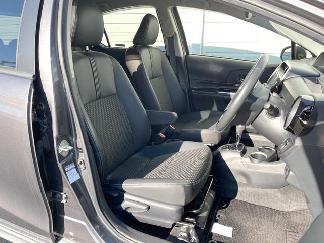 アクア クロスオーバー　純正ナビ　バックカメラ　衝突軽減装置　禁煙車　ハーフレザーシート　コーナーセンサー　スマートキー　ＬＥＤヘッドライト　ＥＴＣ　１オーナー　純正１６インチＡＷ　車線逸脱警報　オートライト　オートエアコン（10枚目）