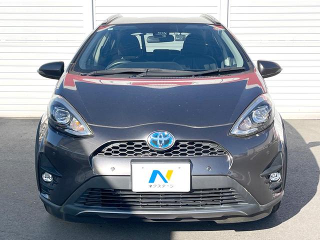 アクア クロスオーバー　純正ナビ　バックカメラ　衝突軽減装置　禁煙車　ハーフレザーシート　コーナーセンサー　スマートキー　ＬＥＤヘッドライト　ＥＴＣ　１オーナー　純正１６インチＡＷ　車線逸脱警報　オートライト　オートエアコン（17枚目）