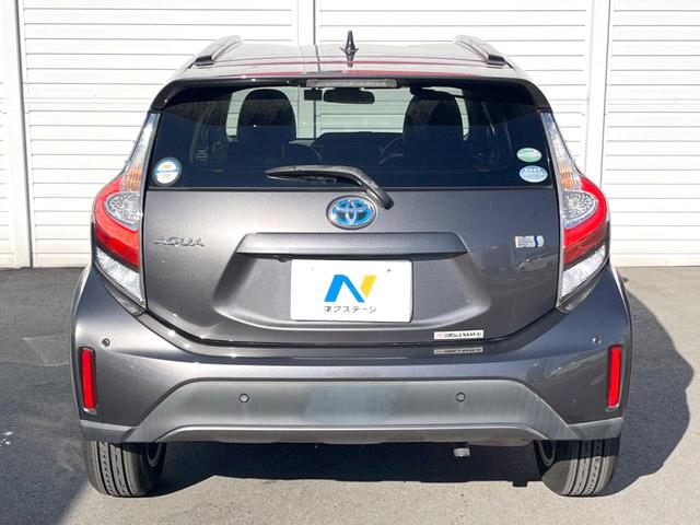 アクア クロスオーバー　純正ナビ　バックカメラ　衝突軽減装置　禁煙車　ハーフレザーシート　コーナーセンサー　スマートキー　ＬＥＤヘッドライト　ＥＴＣ　１オーナー　純正１６インチＡＷ　車線逸脱警報　オートライト　オートエアコン（18枚目）