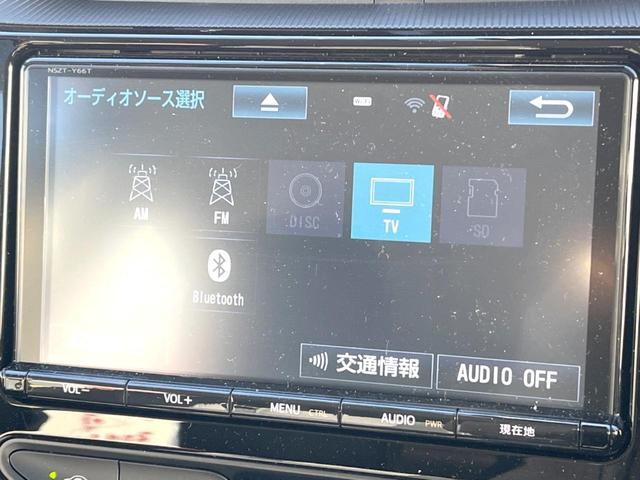 アクア クロスオーバー　純正ナビ　バックカメラ　衝突軽減装置　禁煙車　ハーフレザーシート　コーナーセンサー　スマートキー　ＬＥＤヘッドライト　ＥＴＣ　１オーナー　純正１６インチＡＷ　車線逸脱警報　オートライト　オートエアコン（26枚目）