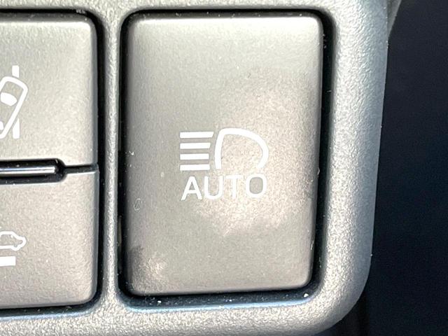 アクア クロスオーバー　純正ナビ　バックカメラ　衝突軽減装置　禁煙車　ハーフレザーシート　コーナーセンサー　スマートキー　ＬＥＤヘッドライト　ＥＴＣ　１オーナー　純正１６インチＡＷ　車線逸脱警報　オートライト　オートエアコン（33枚目）