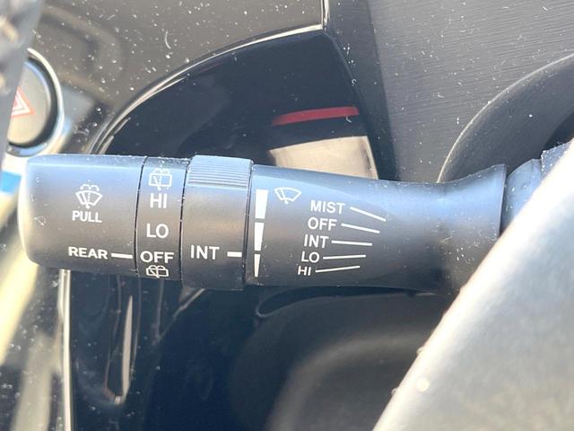 アクア クロスオーバー　純正ナビ　バックカメラ　衝突軽減装置　禁煙車　ハーフレザーシート　コーナーセンサー　スマートキー　ＬＥＤヘッドライト　ＥＴＣ　１オーナー　純正１６インチＡＷ　車線逸脱警報　オートライト　オートエアコン（42枚目）