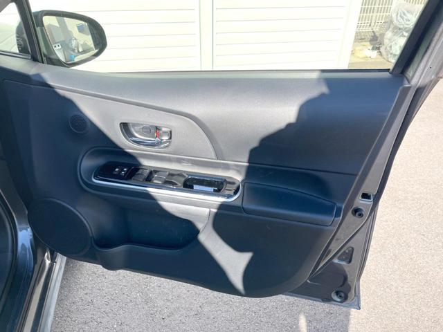 アクア クロスオーバー　純正ナビ　バックカメラ　衝突軽減装置　禁煙車　ハーフレザーシート　コーナーセンサー　スマートキー　ＬＥＤヘッドライト　ＥＴＣ　１オーナー　純正１６インチＡＷ　車線逸脱警報　オートライト　オートエアコン（50枚目）