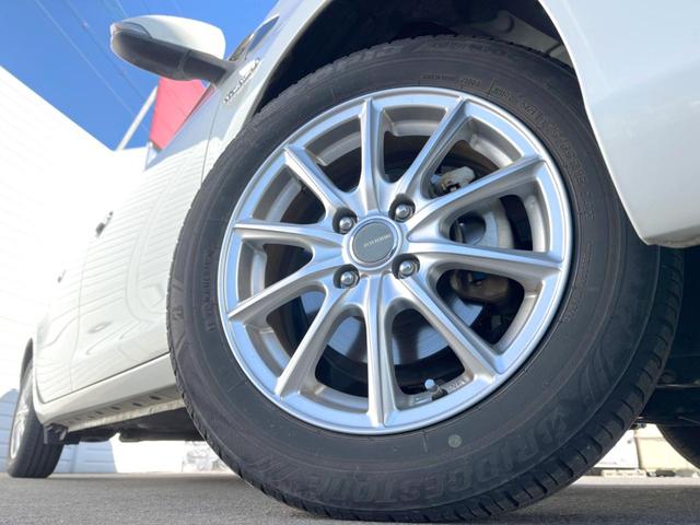 アクア Ｓスタイルブラック　純正ナビ　バックカメラ　衝突軽減装置　禁煙車　スマートキー　ＬＥＤヘッドライト　ＥＴＣ　車線逸脱警報　オートライト　オートエアコン　Ｂｌｕｅｔｏｏｔｈ　フルセグＴＶ（15枚目）