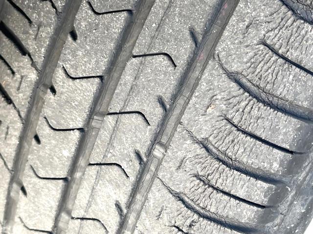 アクア Ｓスタイルブラック　純正ナビ　バックカメラ　衝突軽減装置　禁煙車　スマートキー　ＬＥＤヘッドライト　ＥＴＣ　車線逸脱警報　オートライト　オートエアコン　Ｂｌｕｅｔｏｏｔｈ　フルセグＴＶ（54枚目）