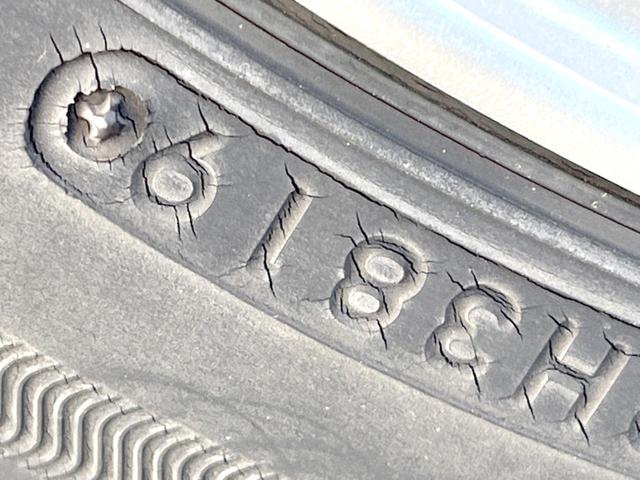 アクア Ｓスタイルブラック　純正ナビ　バックカメラ　衝突軽減装置　禁煙車　スマートキー　ＬＥＤヘッドライト　ＥＴＣ　車線逸脱警報　オートライト　オートエアコン　Ｂｌｕｅｔｏｏｔｈ　フルセグＴＶ（56枚目）