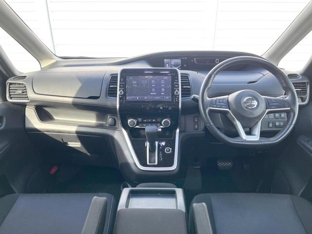 セレナ ハイウェイスター　Ｖセレクション　純正９インチナビ　全周囲カメラ　両側電動スライドドア　衝突被害軽減システム　スマートキー　コーナーセンサー　ＬＥＤヘッドライト　ＥＴＣ　クルコン　純正１６インチＡＷ　オートライト　デュアルエアコン（2枚目）