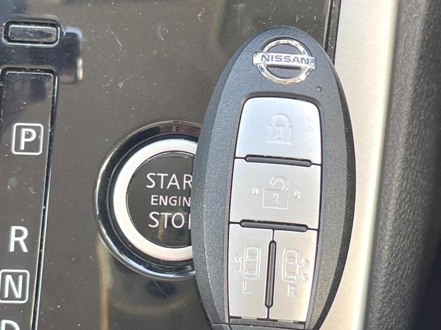 セレナ ハイウェイスター　Ｖセレクション　純正９インチナビ　全周囲カメラ　両側電動スライドドア　衝突被害軽減システム　スマートキー　コーナーセンサー　ＬＥＤヘッドライト　ＥＴＣ　クルコン　純正１６インチＡＷ　オートライト　デュアルエアコン（7枚目）