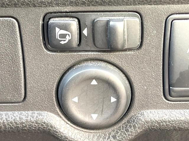 ノート X KENWOODナビ 禁煙車 スマートキー ETC デジタルインナーミラー CD/DVD再生 地デジ 電動格納ミラー アイドリングストップ(29枚目)