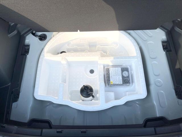 ヤリスクロス ハイブリッドZ レンタアップ 8インチディスプレイオーディオプラス 全周囲カメラ レーダークルーズ 禁煙車 パワーシート LEDヘッドライト ETC 純正18インチAW Bluetooth フルセグ(65枚目)