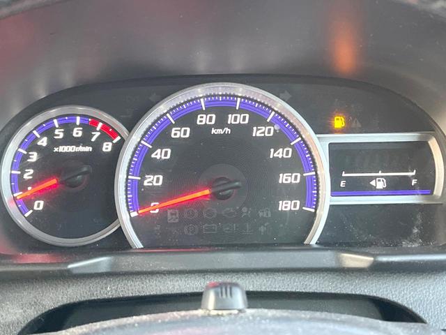 ルーミー カスタムＧ－Ｔ　ターボ　純正９インチナビ　両側電動ドア　バックカメラ　衝突被害軽減システム　禁煙車　コーナーセンサー　スマートキー　ＬＥＤヘッド　ＥＴＣ　クルコン　１オーナー　純正１５インチＡＷ　オートハイビーム（12枚目）