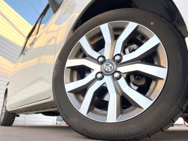 ルーミー カスタムＧ－Ｔ　ターボ　純正９インチナビ　両側電動ドア　バックカメラ　衝突被害軽減システム　禁煙車　コーナーセンサー　スマートキー　ＬＥＤヘッド　ＥＴＣ　クルコン　１オーナー　純正１５インチＡＷ　オートハイビーム（14枚目）