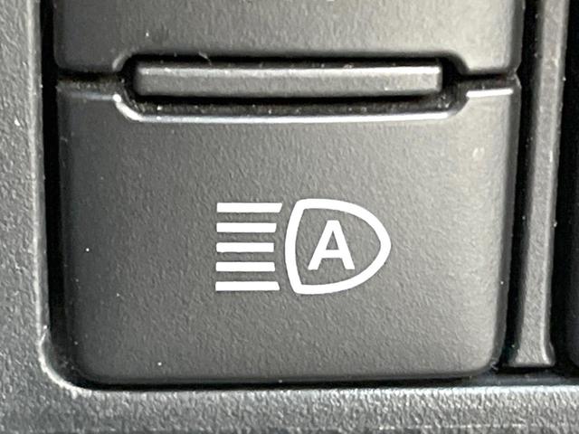 ルーミー カスタムＧ－Ｔ　ターボ　純正９インチナビ　両側電動ドア　バックカメラ　衝突被害軽減システム　禁煙車　コーナーセンサー　スマートキー　ＬＥＤヘッド　ＥＴＣ　クルコン　１オーナー　純正１５インチＡＷ　オートハイビーム（30枚目）