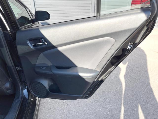 プリウス Ｓ　モデリスタエアロ　ＢＩＧ－Ｘ９インチナビ　バックカメラ　禁煙車　スマートキー　ＬＥＤヘッドライト　ＥＴＣ　オートライト　オートエアコン　Ｂｌｕｅｔｏｏｔｈ　ＣＤ／ＤＶＤ再生　フルセグ　ＬＥＤフォグ（48枚目）