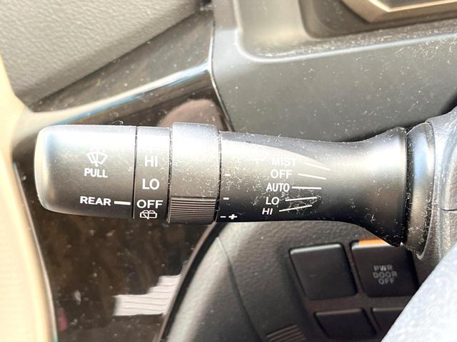 アルファード ２４０Ｓ　タイプゴールドＩＩ　７人乗り　モデリスタエアロ　純正９インチナビ　後席モニター　両側電動スライドドア　バックカメラ　禁煙車　電動リアゲート　ハーフレザーシート　コーナーセンサー　スマートキー　ＨＩＤヘッドライト　ＥＴＣ（38枚目）