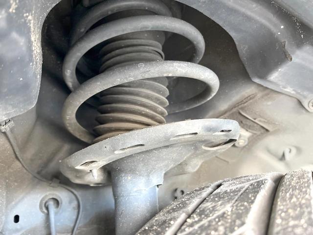 アルファード ２４０Ｓ　タイプゴールドＩＩ　７人乗り　モデリスタエアロ　純正９インチナビ　後席モニター　両側電動スライドドア　バックカメラ　禁煙車　電動リアゲート　ハーフレザーシート　コーナーセンサー　スマートキー　ＨＩＤヘッドライト　ＥＴＣ（55枚目）