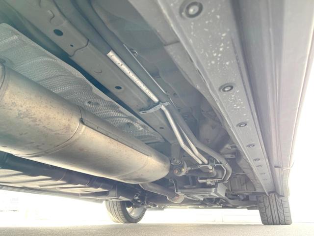 アルファード ２４０Ｓ　タイプゴールドＩＩ　７人乗り　モデリスタエアロ　純正９インチナビ　後席モニター　両側電動スライドドア　バックカメラ　禁煙車　電動リアゲート　ハーフレザーシート　コーナーセンサー　スマートキー　ＨＩＤヘッドライト　ＥＴＣ（58枚目）