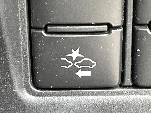 ノア Ｓｉ　両側電動ドア　バックカメラ　衝突被害軽減システム　禁煙車　ドラレコ　コーナーセンサー　スマートキー　ＬＥＤヘッド　ビルトインＥＴＣ　クルコン　純正１６インチアルミ１オーナー（3枚目）