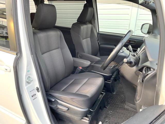 ノア Ｓｉ　両側電動ドア　バックカメラ　衝突被害軽減システム　禁煙車　ドラレコ　コーナーセンサー　スマートキー　ＬＥＤヘッド　ビルトインＥＴＣ　クルコン　純正１６インチアルミ１オーナー（8枚目）