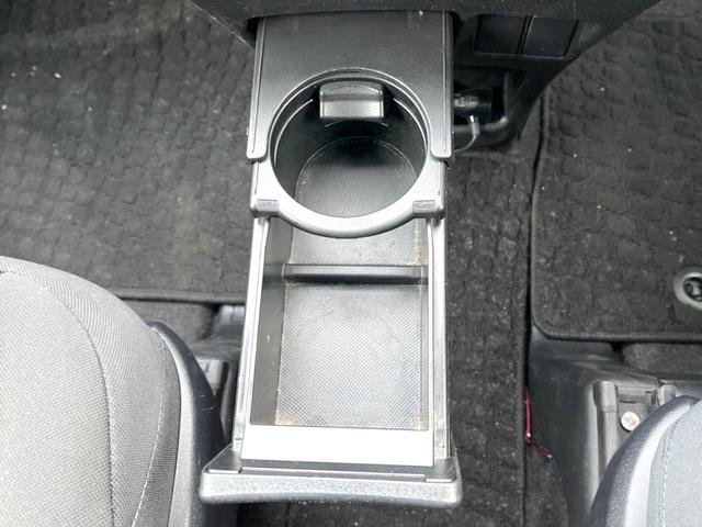 ノア Ｓｉ　両側電動ドア　バックカメラ　衝突被害軽減システム　禁煙車　ドラレコ　コーナーセンサー　スマートキー　ＬＥＤヘッド　ビルトインＥＴＣ　クルコン　純正１６インチアルミ１オーナー（43枚目）