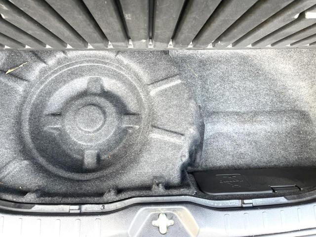 ノア Ｓｉ　両側電動ドア　バックカメラ　衝突被害軽減システム　禁煙車　ドラレコ　コーナーセンサー　スマートキー　ＬＥＤヘッド　ビルトインＥＴＣ　クルコン　純正１６インチアルミ１オーナー（53枚目）