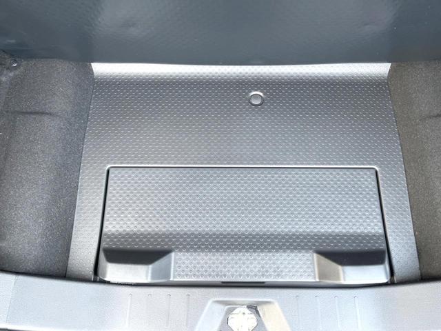 タンク カスタムＧ－Ｔ　ターボ　純正ナビ　バックカメラ　両側電動スライドドア　衝突被害軽減システム　禁煙車　コーナーセンサー　スマートキー　ＬＥＤヘッドライト　ＥＴＣ　クルコン　純正１５インチＡＷ　１オーナー　オートライト（40枚目）