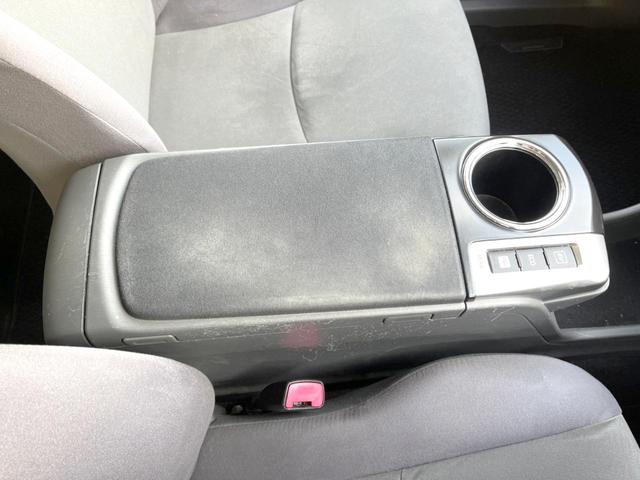 プリウスアルファ Ｓ　Ｌセレクション　純正ナビ　バックカメラ　禁煙車　スマートキー　ＥＴＣ　１オーナー　オートライト　オートエアコン　Ｂｌｕｅｔｏｏｔｈ　ＣＤ再生　地デジ（41枚目）