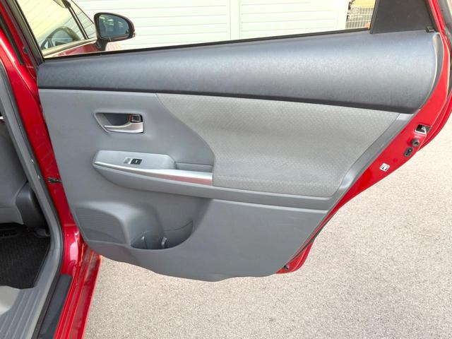 プリウスアルファ Ｓ　Ｌセレクション　純正ナビ　バックカメラ　禁煙車　スマートキー　ＥＴＣ　１オーナー　オートライト　オートエアコン　Ｂｌｕｅｔｏｏｔｈ　ＣＤ再生　地デジ（46枚目）