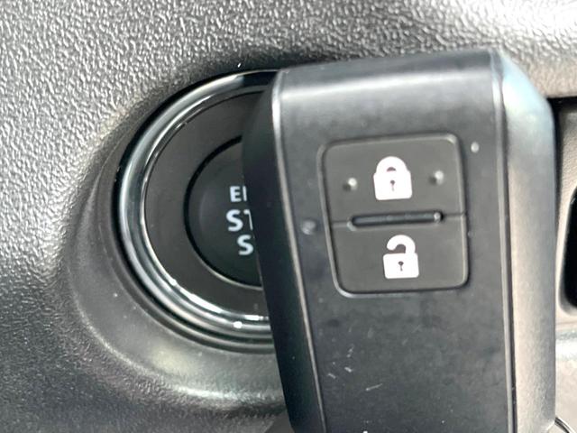 ジムニー ＸＣ　４ＷＤ　ＭＴ車　ＫＥＷＯＯＤナビ　バックカメラ　衝突被害軽減システム　禁煙車　ドラレコ　スマートキー　ＬＥＤヘッド　ビルトインＥＴＣ　クルコン　純正１６インチアルミ　車線逸脱警報　オートライト（5枚目）