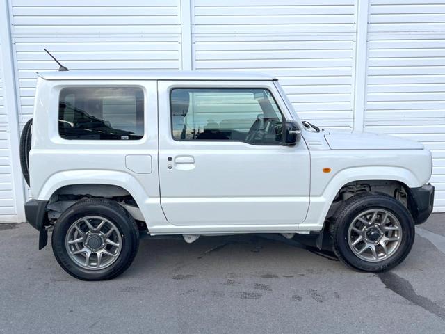 ジムニー ＸＣ　４ＷＤ　ＭＴ車　ＫＥＷＯＯＤナビ　バックカメラ　衝突被害軽減システム　禁煙車　ドラレコ　スマートキー　ＬＥＤヘッド　ビルトインＥＴＣ　クルコン　純正１６インチアルミ　車線逸脱警報　オートライト（17枚目）