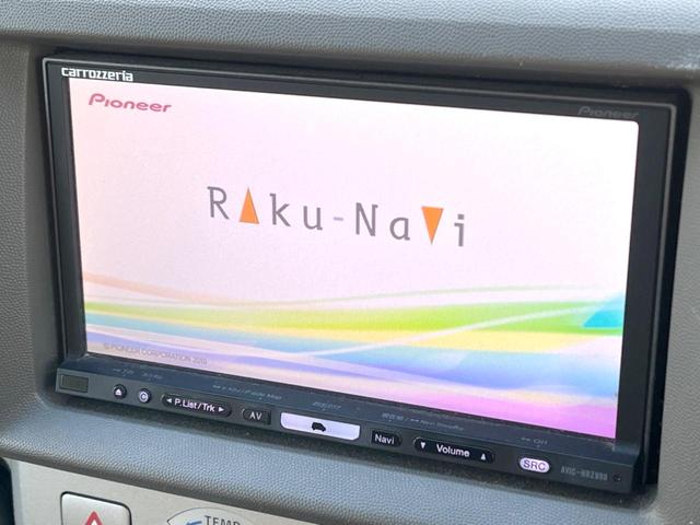 エブリイワゴン ＰＺターボスペシャル　両側電動ドア　ターボ　ｃａｒｒｏｚｚｅｒｉａナビ　バックカメラ　禁煙車　ＨＩＤヘッド　ＥＴＣ　純正１４インチアルミ　オートエアコン　Ｂｌｕｅｔｏｏｔｈ　ＣＤ　ＤＶＤ再生　フルセグ（3枚目）