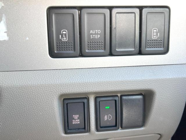 エブリイワゴン ＰＺターボスペシャル　両側電動ドア　ターボ　ｃａｒｒｏｚｚｅｒｉａナビ　バックカメラ　禁煙車　ＨＩＤヘッド　ＥＴＣ　純正１４インチアルミ　オートエアコン　Ｂｌｕｅｔｏｏｔｈ　ＣＤ　ＤＶＤ再生　フルセグ（5枚目）