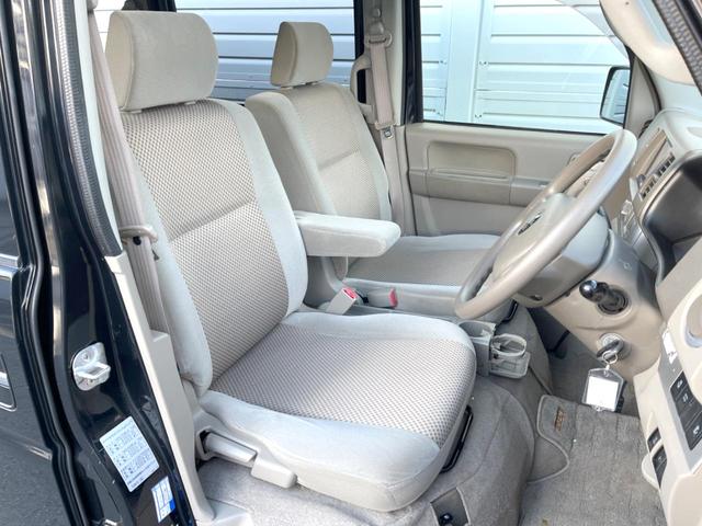 エブリイワゴン ＰＺターボスペシャル　両側電動ドア　ターボ　ｃａｒｒｏｚｚｅｒｉａナビ　バックカメラ　禁煙車　ＨＩＤヘッド　ＥＴＣ　純正１４インチアルミ　オートエアコン　Ｂｌｕｅｔｏｏｔｈ　ＣＤ　ＤＶＤ再生　フルセグ（8枚目）